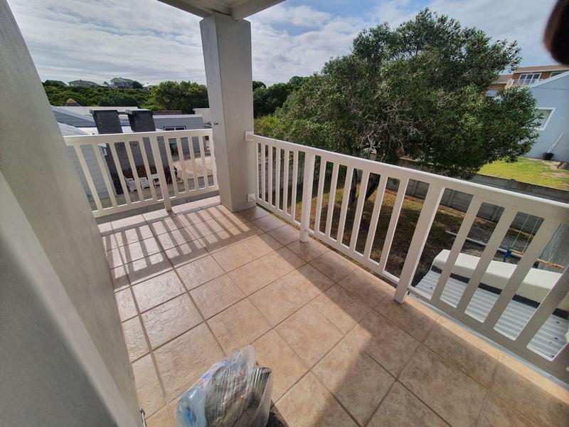 3 Bedroom Property for Sale in Franskraal Western Cape